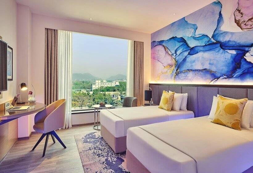 Номер Deluxe, Vivanta Navi Mumbai Turbhe