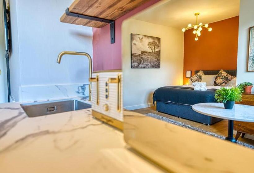Студия Deluxe, Haworth Heights   An Amazing Aparthotel!