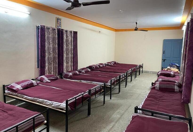 家庭间, Kings Mysuru Hotels   Sgh
