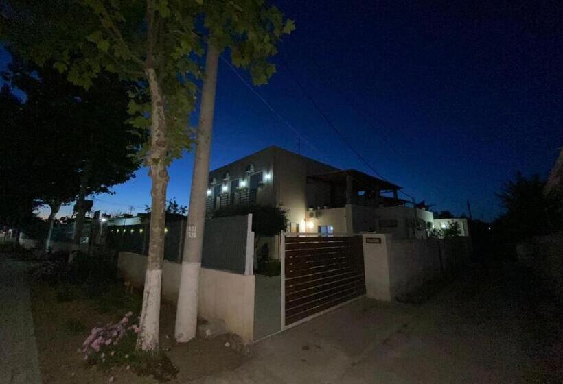 标准间, Villa Arli&eris