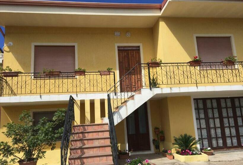 スタンダードルーム, B&b Anna