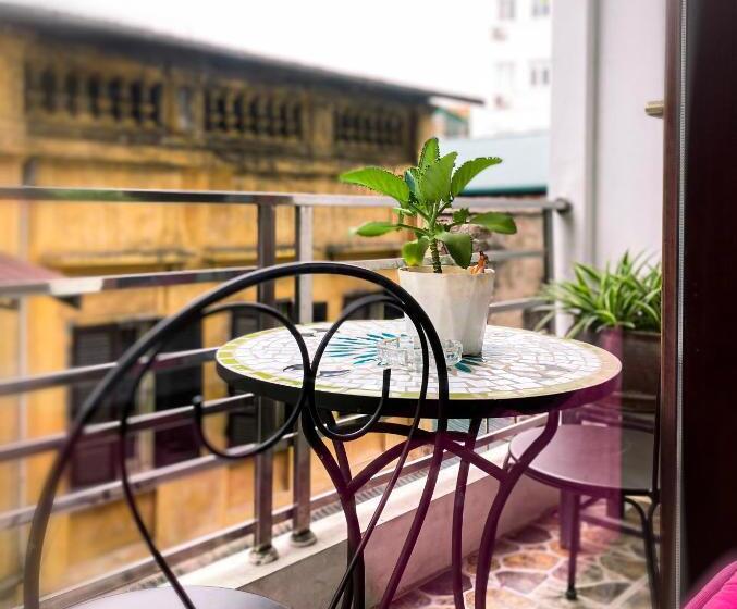 اتاق استاندارد با بالکن, Art Hotel Ha Noi