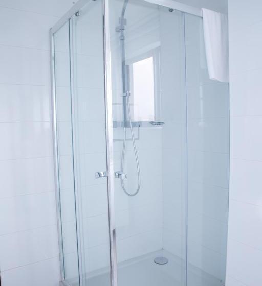 Deluxe Suite King Bed, Wdc Aparthotel   Buea