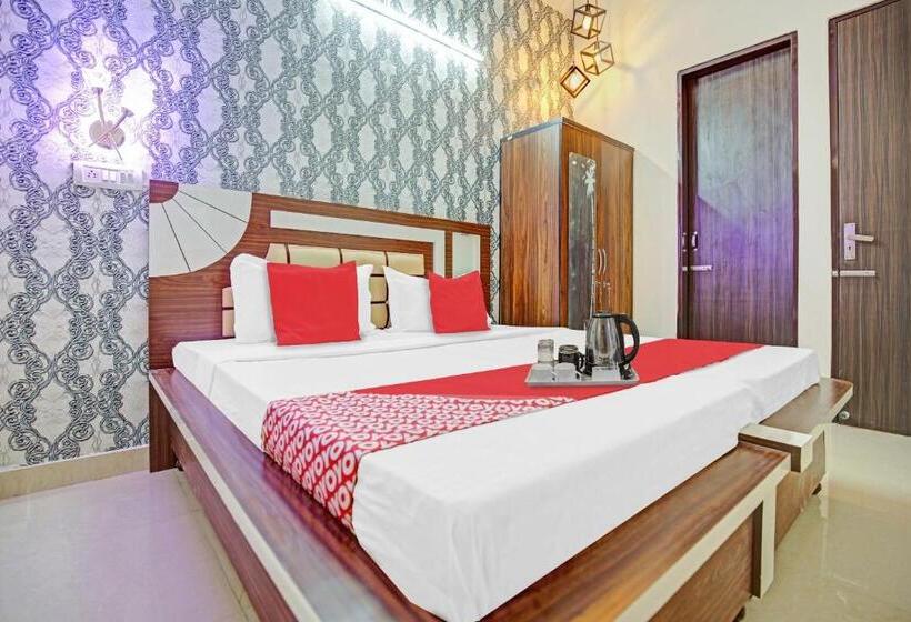 Трехместный Номер Классика, Oyo 88146 Three Kings