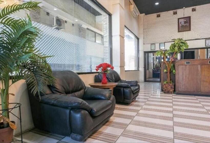 اتاق اکونومی, Urbanview Hotel Kanca Banjarmasin By Reddoorz