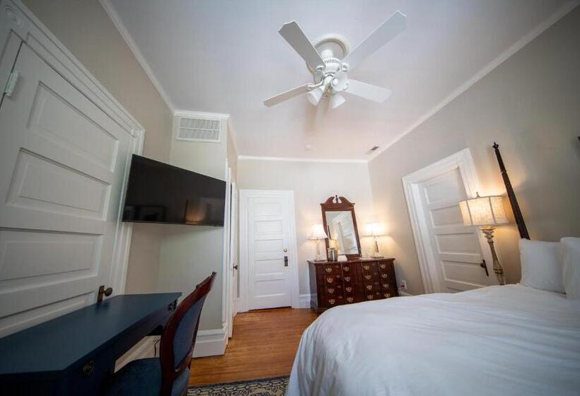 Номер Стандарт, The Edenton Collection Captain S Quarters Inn