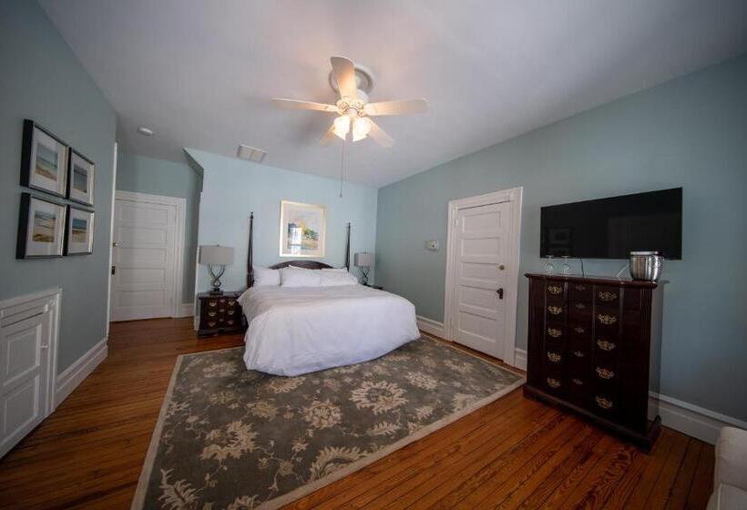 Стандартный Номер Кровать Кинг, The Edenton Collection Captain S Quarters Inn