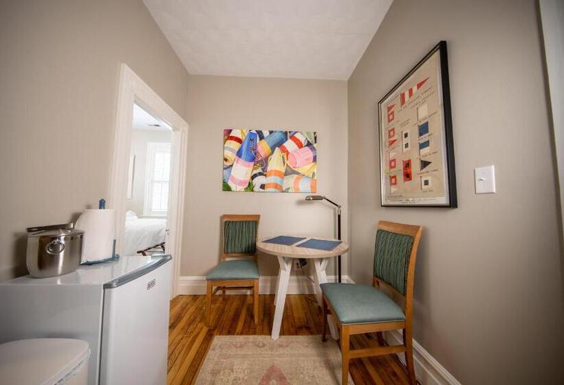 Стандартный Номер Кровать Кинг, The Edenton Collection Captain S Quarters Inn