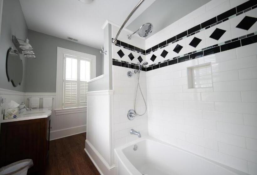 Номер Стандарт, The Edenton Collection Captain S Quarters Inn
