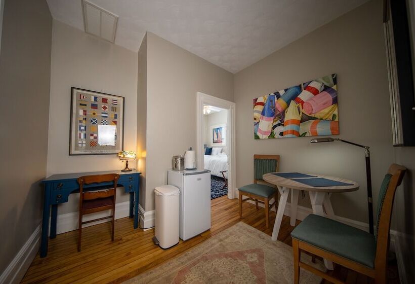 Номер Стандарт, The Edenton Collection Captain S Quarters Inn