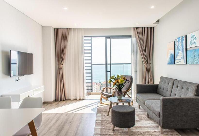 اتاق خانوادگی با چشم‌انداز دریا, Marina Suites Apartment