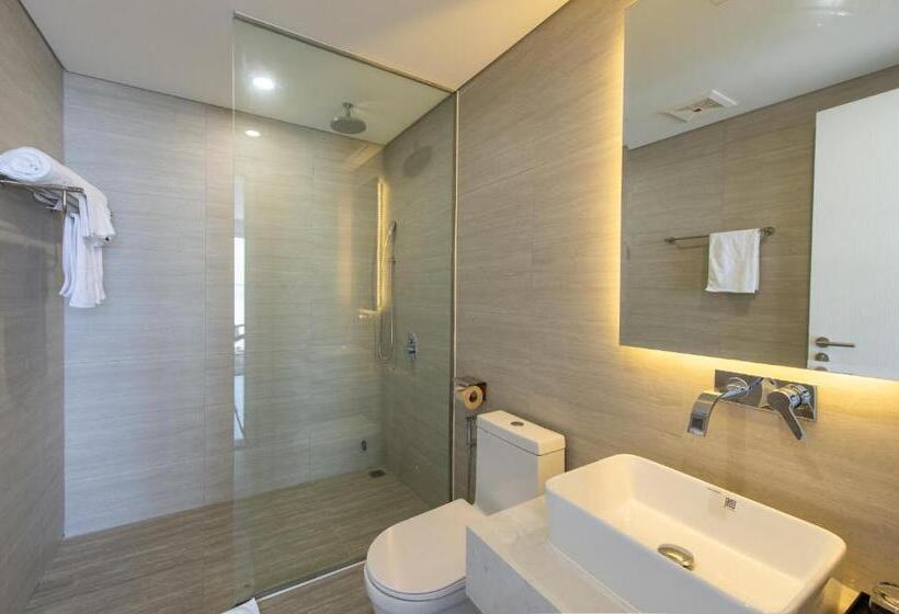 اتاق خانوادگی با چشم‌انداز دریا, Marina Suites Apartment