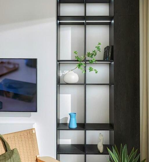 اتاق لوکس با چشم‌انداز دریا, Marina Suites Apartment