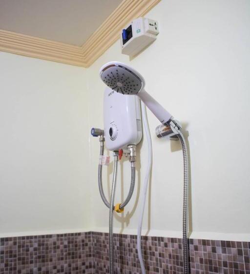 Четырехместный Номер Deluxe, Dosdos Guest House