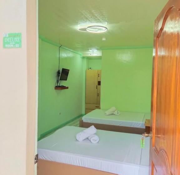 Четырехместный Номер Deluxe, Dosdos Guest House