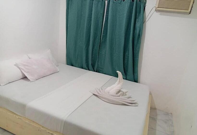 Семейный Номер Вид на Сад, Dosdos Guest House