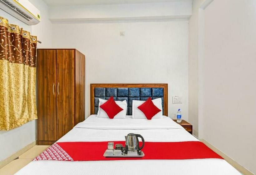 트리플 클래식 룸, Flagship Hotel Padharo Saa