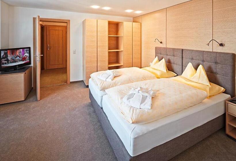 스탠다드 트리플 룸, Chalet Bellevue