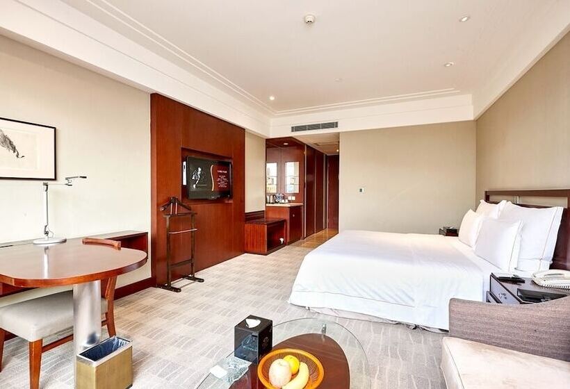 Номер Стандарт, Tongli Lakeview