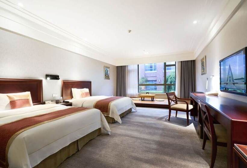 Семейный Номер, Tongli Lakeview