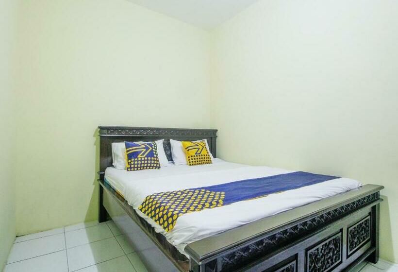 Номер Economy, Spot On 91606 Nadin Guest House