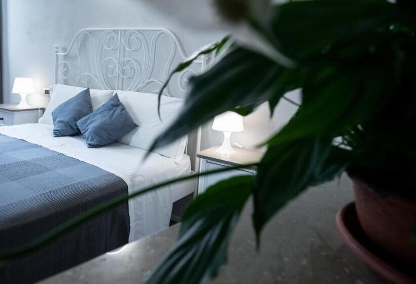 スタンダードルーム, A Casa Di Biagio