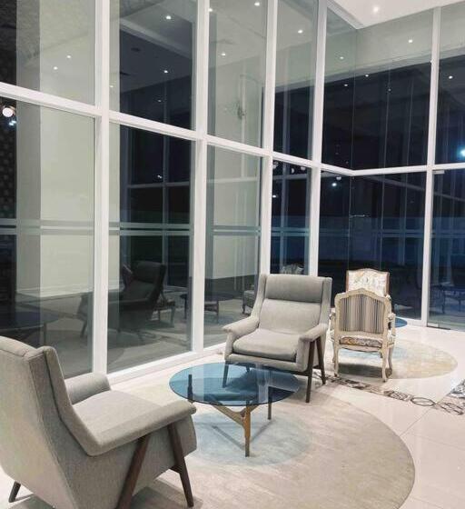 Студио Стандарт с Видом, Azure North Monaco Tower Unit 2114