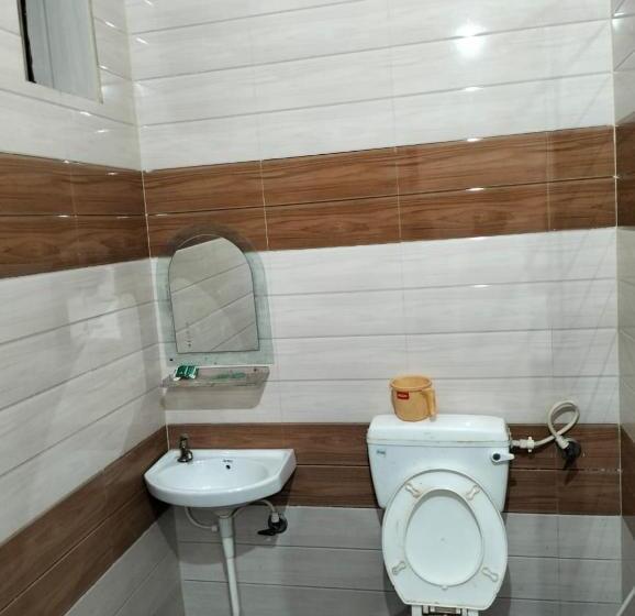 Номер Deluxe, Suresh Guest House & Hotel By Wb Inn
