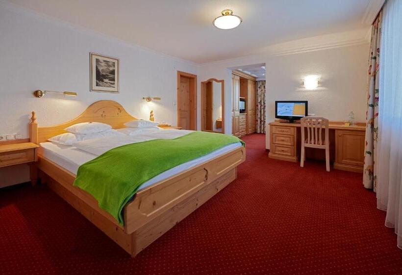 Люкс, Appartement Roggal