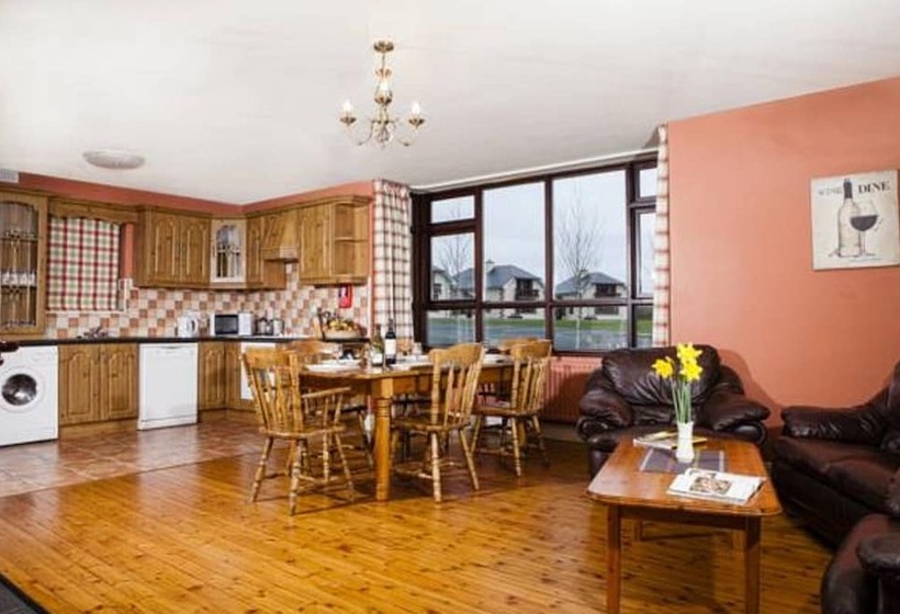 침실 4개 아파트, Gold Coast Resort Dungarvan