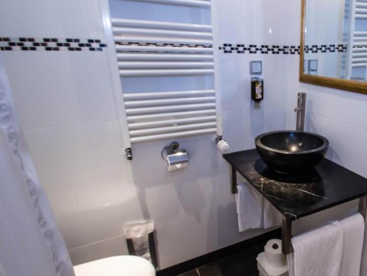 Номер Стандарт, Hajé Waterlodge En Hotel Ark De Aalscholver