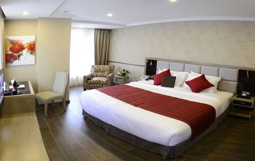高级大房间, Ramada By Wyndham Bishkek Centre