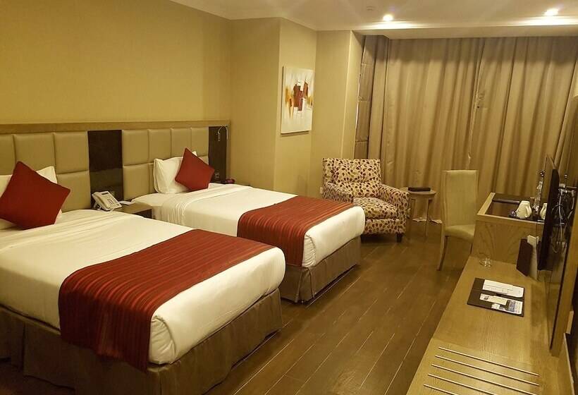 高级大房间, Ramada By Wyndham Bishkek Centre