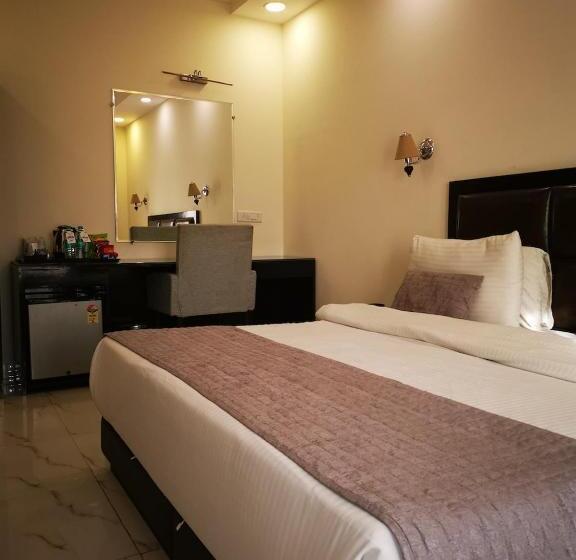 Номер Стандарт, Pk Residency