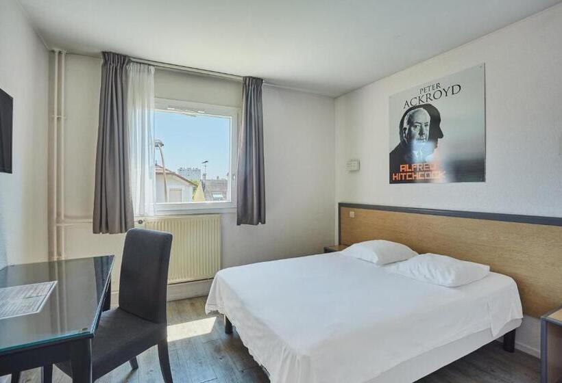 Номер Стандарт, Hôtel Cinépole   Proche Paris