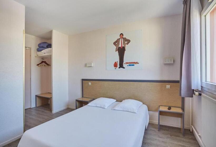 Семейный Номер, Hôtel Cinépole   Proche Paris