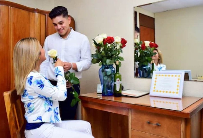 이그제큐티브 스위트, Eco Hotel Mariscal