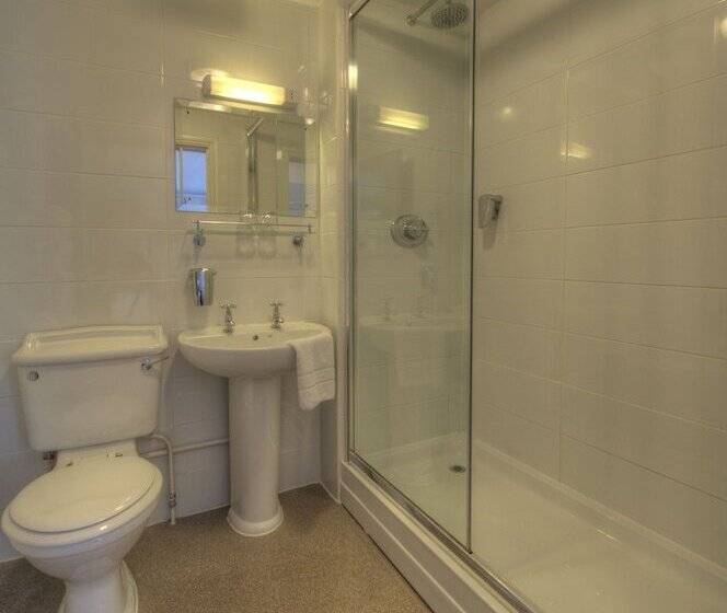 Номер Стандарт, Wheatsheaf Hotel By Chef & Brewer Collection