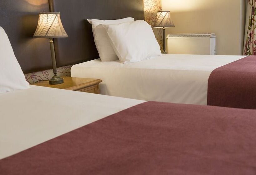 Номер Стандарт, Wheatsheaf Hotel By Chef & Brewer Collection