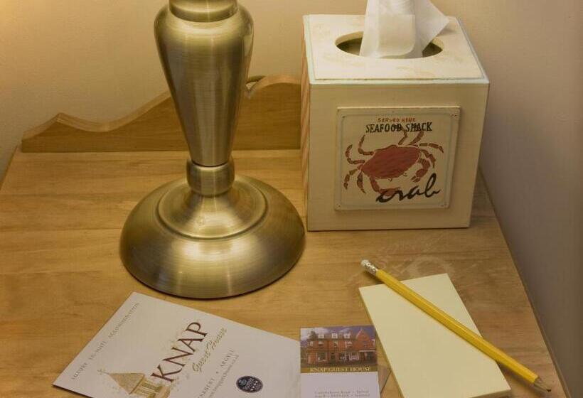 스탠다드 룸, Knap Guest House