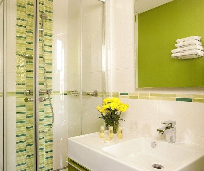 Апартаменты 1 Спальня, S & Residences  Le Metropole