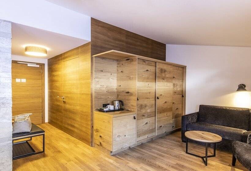 Полулюкс, Alpen Hotel Post