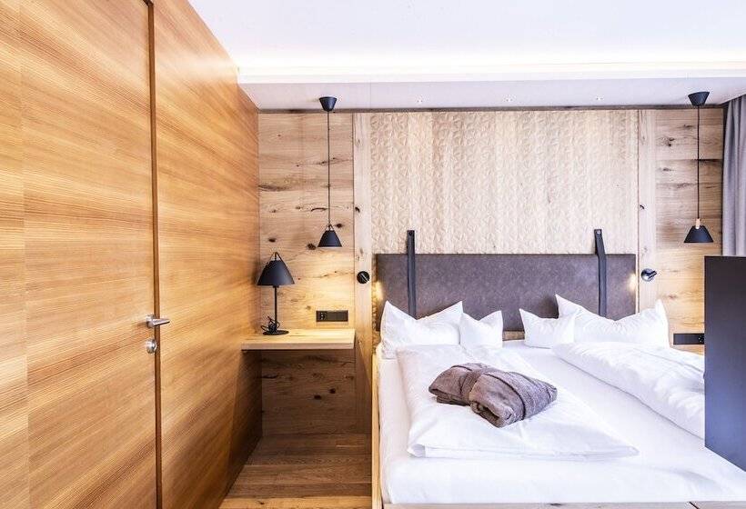 Номер Deluxe, Alpen Hotel Post