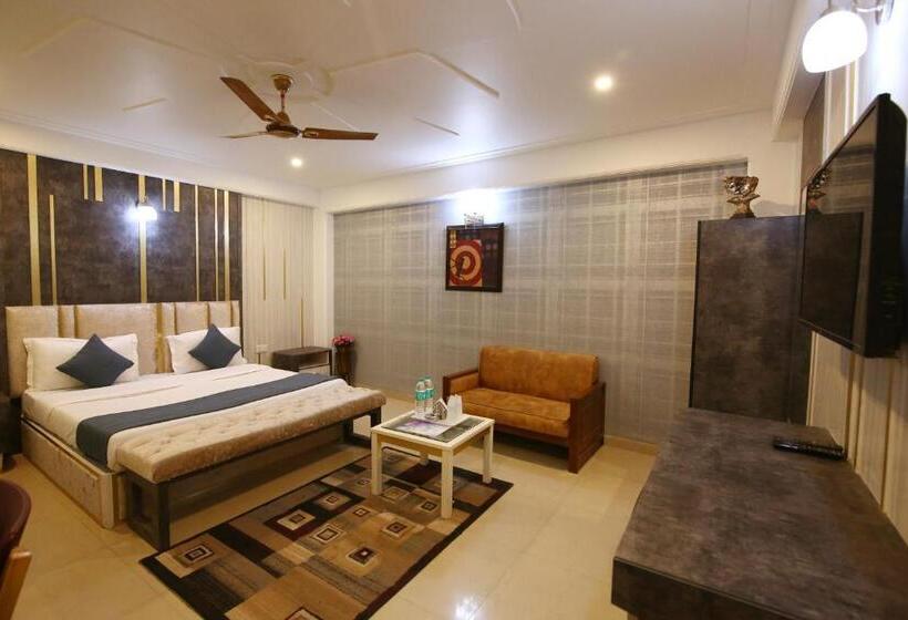 اتاق کلاسیک, Moon Light Bhimtal