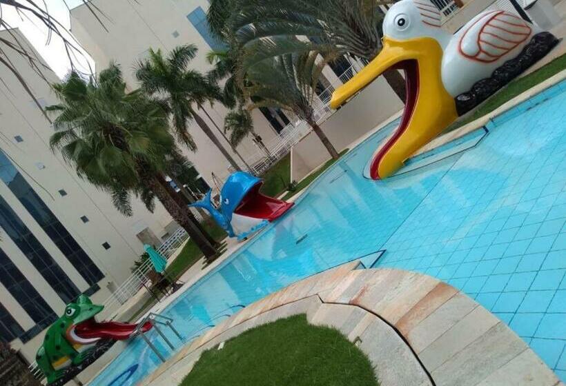스탠다드 스튜디오 풀장 전망, Condomínio Barretos Thermas Park   Flat Parque Do Peão