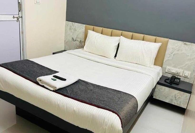 Номер Стандарт, Spot On Hotel Elite
