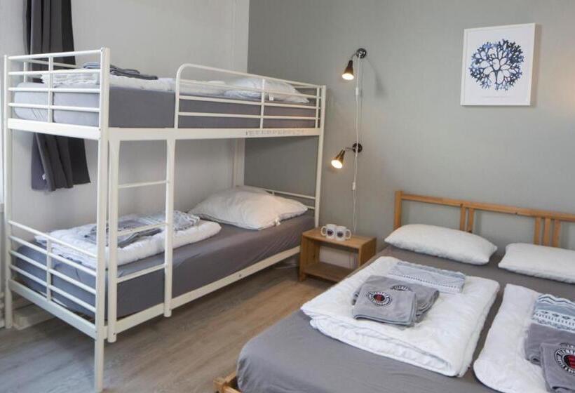 标准三人间共用浴室, Flensbed Hotel & Hostel
