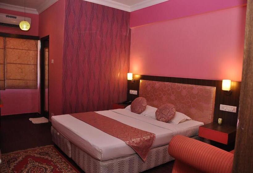 Номер Deluxe, Justa Sarang Rameshwaram
