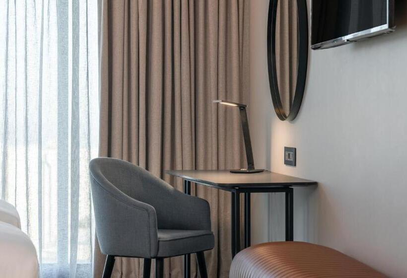 اتاق اجرایی با تخت بزرگ, Radisson Blu Hotel, Durban Umhlanga