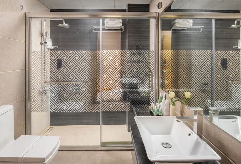 Executive Quadruple Room, Elaf Al Taqwa